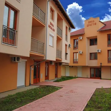 Apartment Idi Mi - Dodji Mi *
