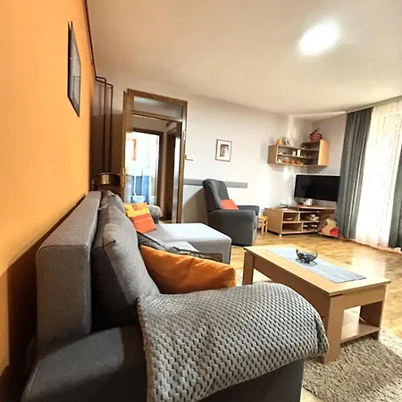 Apartment Idi Mi - Dodji Mi *